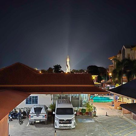 Baan Sabaijai Resort That Phanom Luaran gambar