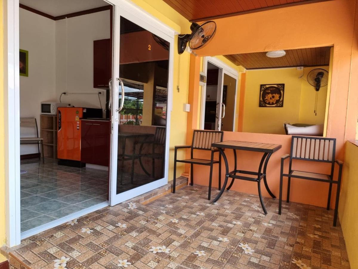 Baan Sabaijai Resort That Phanom Luaran gambar