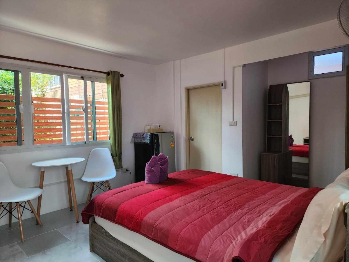Baan Sabaijai Resort That Phanom Luaran gambar