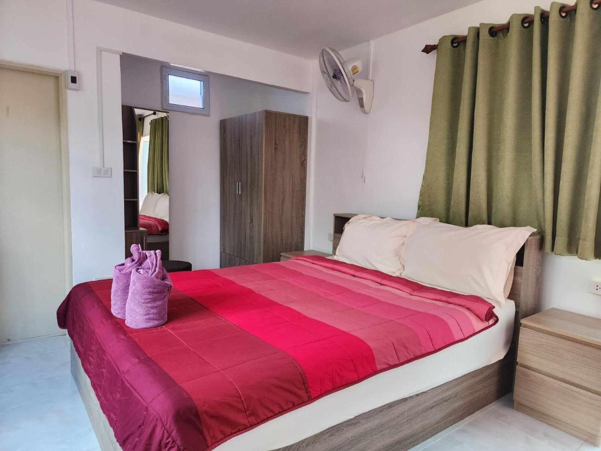 Baan Sabaijai Resort That Phanom Luaran gambar